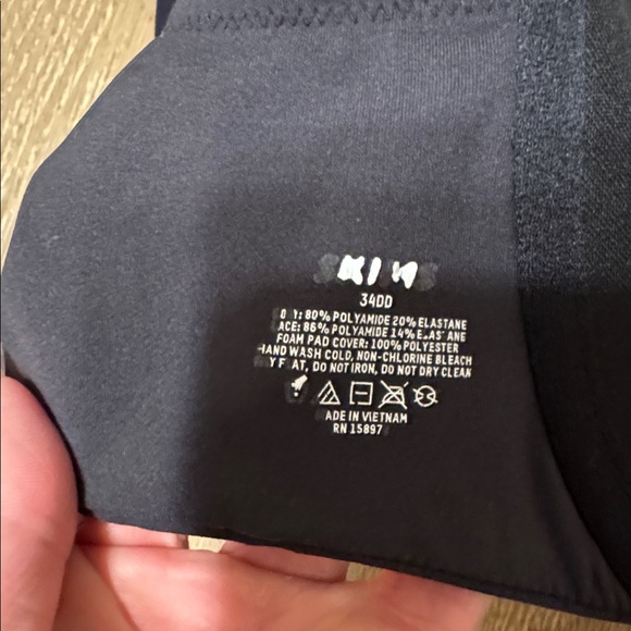 SKIMS Fits Everybody Lace Push Up Bra 34DD - Picture 3 of 3